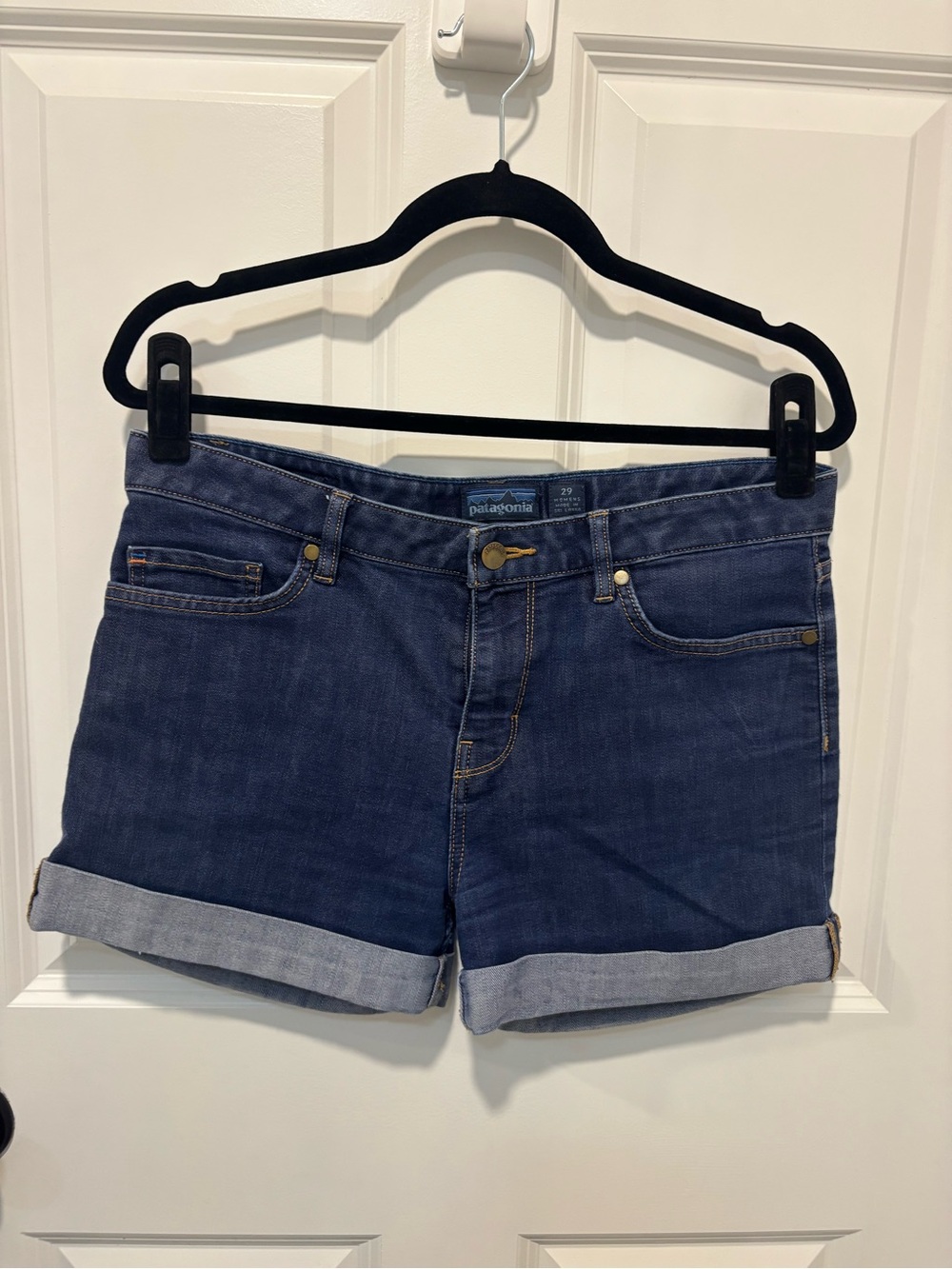 Patagonia Women’s Size 29 Dark Wash Organic Cotton Denim Shorts Cuffed Hem
